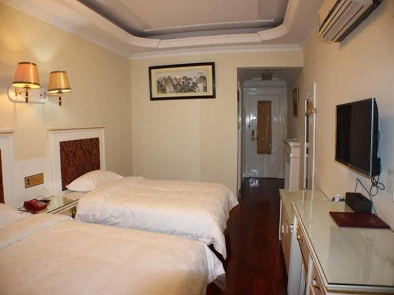 Greentree Alliance Shanghai Qingpu Chengzhong E Road Hotel מראה חיצוני תמונה